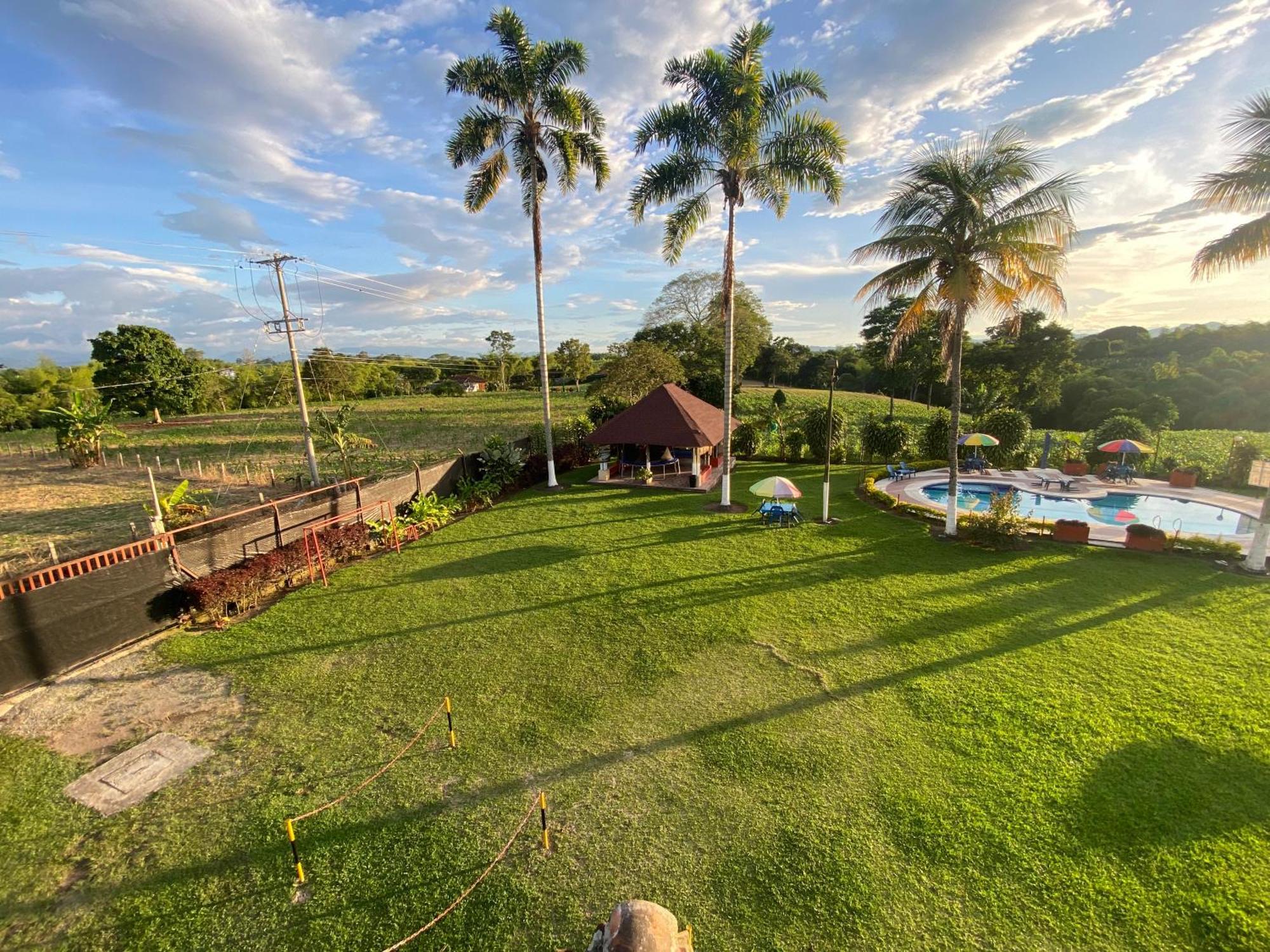 Finca Hotel Los Cocos Montenegro Εξωτερικό φωτογραφία